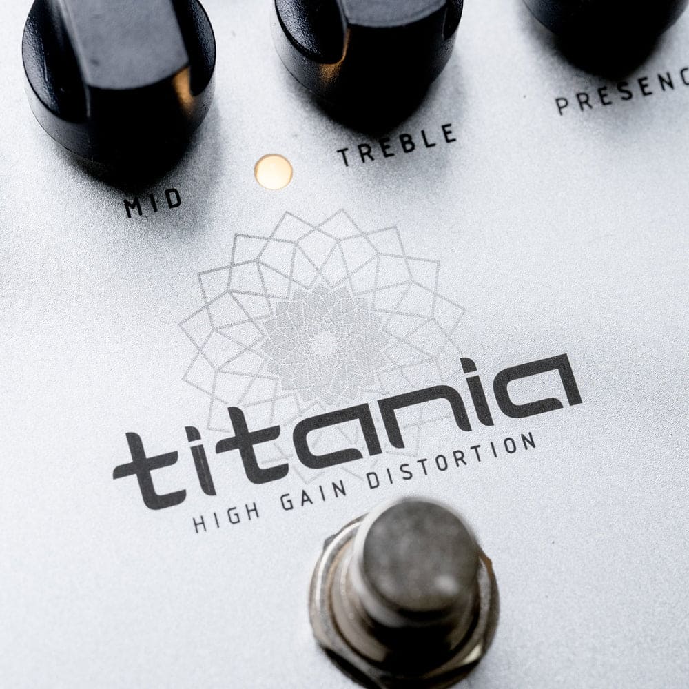 KarDiaN titania V2